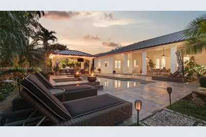 8050 SW 175th St, Palmetto Bay, FL 33157 - Photo 1