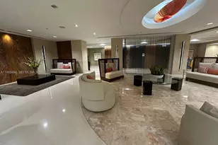 2555 Collins Ave, Miami Beach, FL 33140 - Photo 15