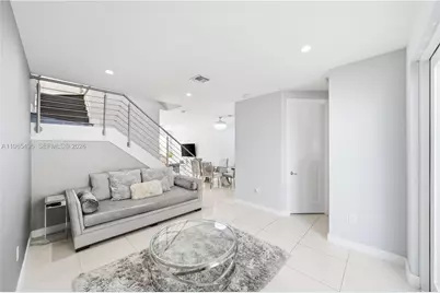10530 NW 63rd Ter, Doral, FL 33178 - Photo 7