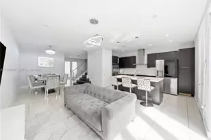 10530 NW 63rd Terrace, Doral, FL 33178 - Photo 11