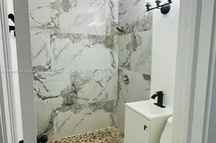 1100 NW 75th St, Miami, FL 33150 - Photo 19