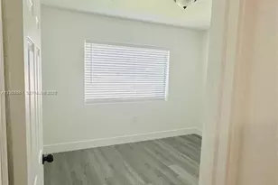 1100 NW 75th St, Miami, FL 33150 - Photo 9
