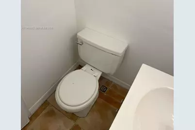 7850 Byron Ave #403, Miami Beach, FL 33141 - Photo 5