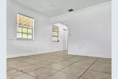 315 NE 165th St #315, Miami, FL 33162 - Photo 7