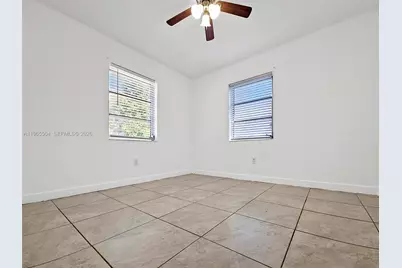 315 NE 165th St #315, Miami, FL 33162 - Photo 11