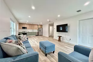 222 SE 1st St, Dania Beach, FL 33004 - Photo 3