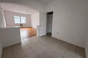 945 Bay Dr, Miami Beach, FL 33141 - Photo 3