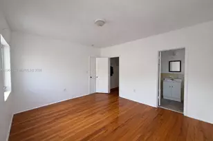 945 Bay Dr, Miami Beach, FL 33141 - Photo 7