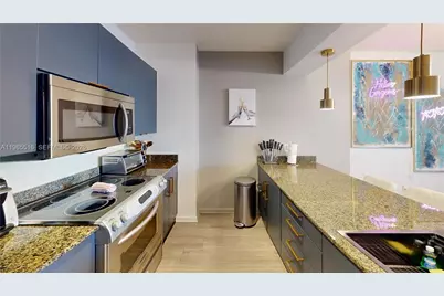 1200 N Brickell Bay Dr #2222, Miami, FL 33131 - Photo 5