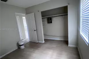 114 SW 67th Terrace, Pembroke Pines, FL 33023 - Photo 7