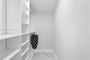 2376 NW 2nd St, Miami, FL 33125 - Photo 31