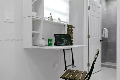 2376 NW 2nd St, Miami, FL 33125 - Photo 33