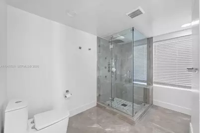 670 SE 7th Ave, Pompano Beach, FL 33060 - Photo 9