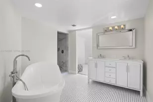 670 SE 7th Ave, Pompano Beach, FL 33060 - Photo 11