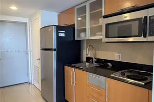 1750 N Bayshore Dr, Miami, FL 33132 - Photo 5