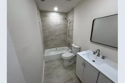 7520 W 15th Ct, Hialeah, FL 33014 - Photo 15