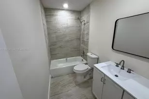 7520 W 15th Ct, Hialeah, FL 33014 - Photo 15