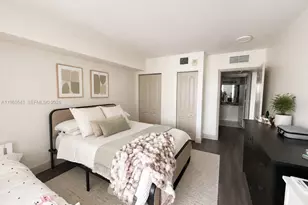 60 NW 37th Ave, Miami, FL 33125 - Photo 13