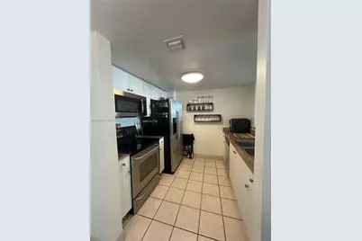 60 NW 37th Ave #1205, Miami, FL 33125 - Photo 17