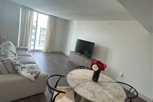 60 NW 37th Ave, Miami, FL 33125 - Photo 7
