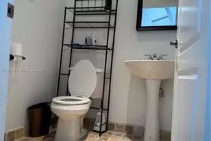 3910 NE 13th Dr, Homestead, FL 33033 - Photo 5