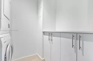 102 24th St, Miami Beach, FL 33139 - Photo 31