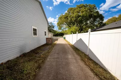 2036 Live Oak Blvd, Saint Cloud, FL 34771 - Photo 55
