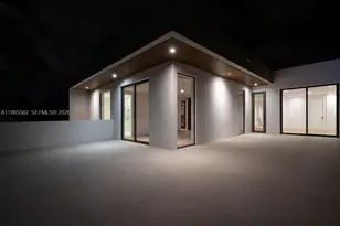 215 S Shore Dr, Miami, FL 33133 - Photo 39