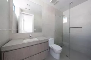 215 S Shore Dr, Miami, FL 33133 - Photo 35