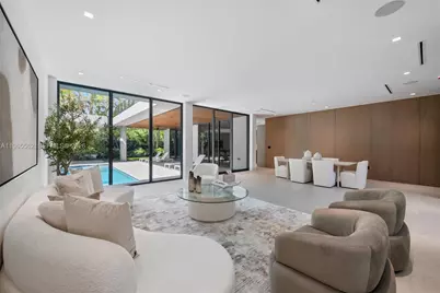 215 S Shore Dr, Miami, FL 33133 - Photo 1