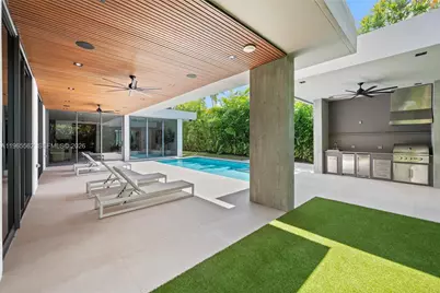 215 S Shore Dr, Miami, FL 33133 - Photo 5