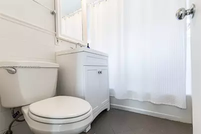 1130 Venetian Way #2B, Miami, FL 33139 - Photo 7