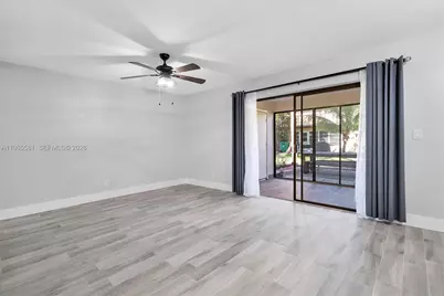 48 Matador Ln #5-23, Davie, FL 33324 - Photo 9