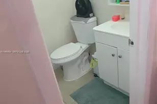 4801 NW 7th St, Miami, FL 33126 - Photo 11