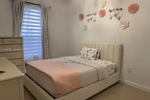 17181 SW 91st St, Miami, FL 33196 - Photo 5
