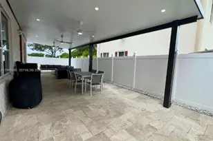 17181 SW 91st St, Miami, FL 33196 - Photo 9