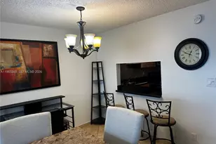 410 SE 2nd St, Hallandale Beach, FL 33009 - Photo 9