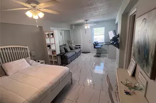 321 Wilson St, Hollywood, FL 33019 - Photo 3