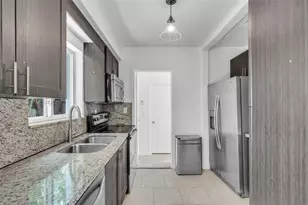 2 Farrey Ln, Miami Beach, FL 33139 - Photo 15