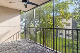 481 Ives Dairy Rd, Miami, FL 33179 - Photo 7