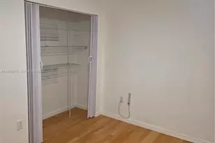 8065 SW 107th Ave, Miami, FL 33173 - Photo 13