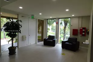 8065 SW 107th Ave, Miami, FL 33173 - Photo 25