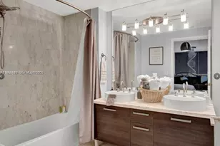 244 Biscayne Blvd, Miami, FL 33132 - Photo 25