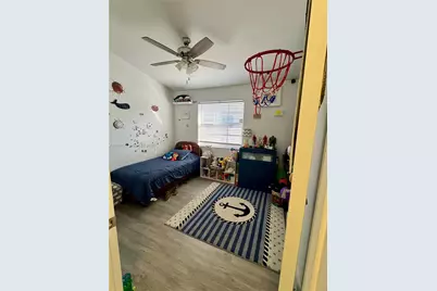 935 NW 203rd Ave, Pembroke Pines, FL 33029 - Photo 23