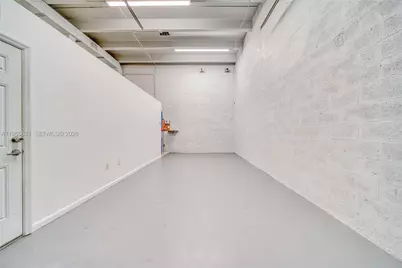 12107 SW 131st Ave, Miami, FL 33186 - Photo 9