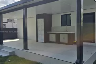 2923 NW 16th Ave, Miami, FL 33142 - Photo 11