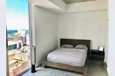 151 SE 1st St #1808, Miami, FL 33131 - Photo 5