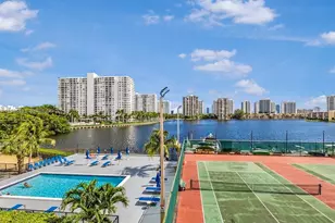 2780 NE 183rd St, Aventura, FL 33160 - Photo 5