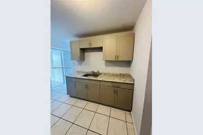 5 NE 16th Ct #2, Fort Lauderdale, FL 33305 - Photo 9