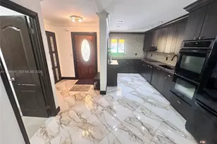 3994 Estepona Ave, Doral, FL 33178 - Photo 7